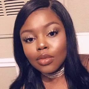 Meet your Posher, Jasmine